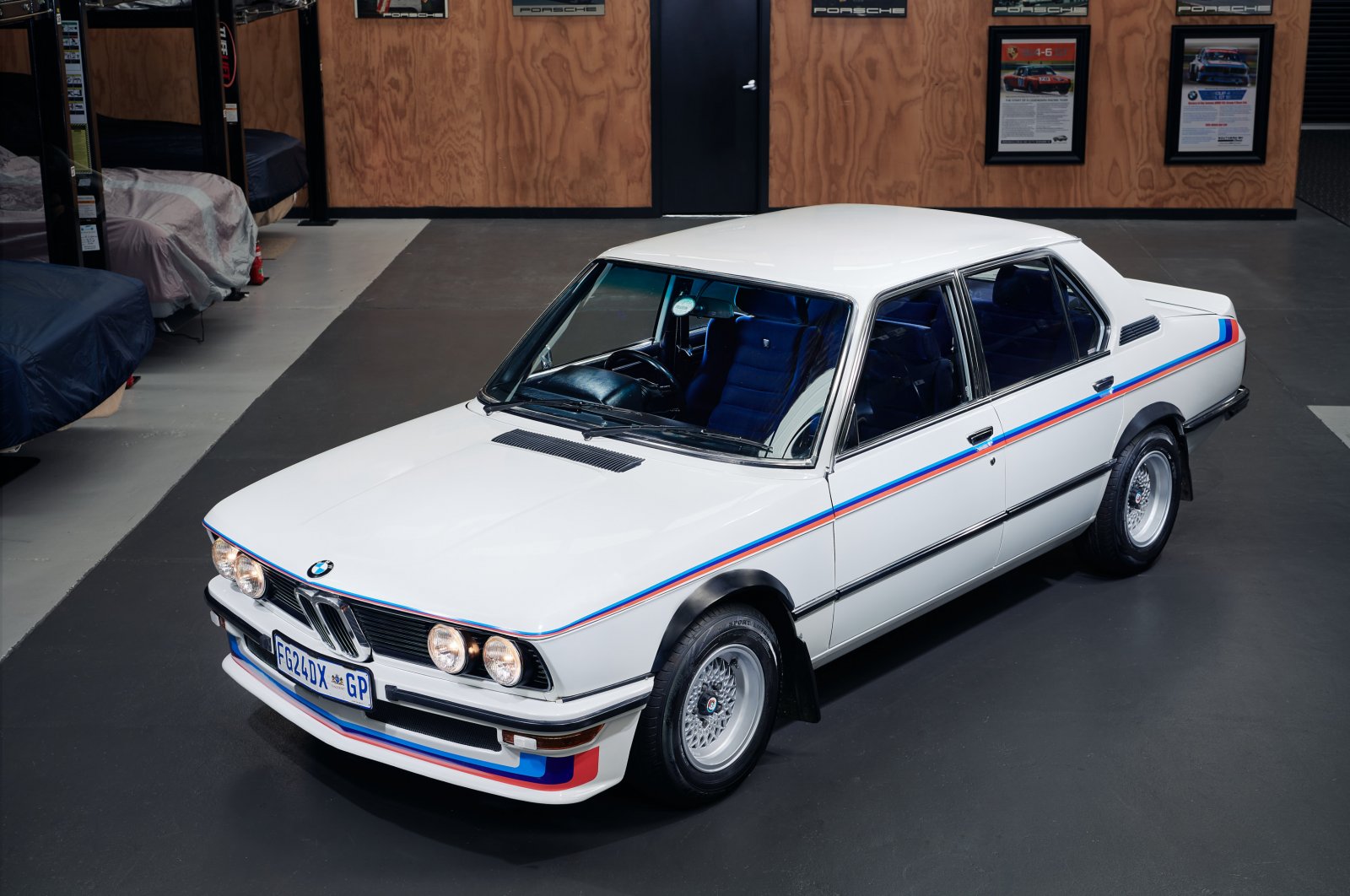 BMW 530 MLE_Simon Shiff_0.jpg